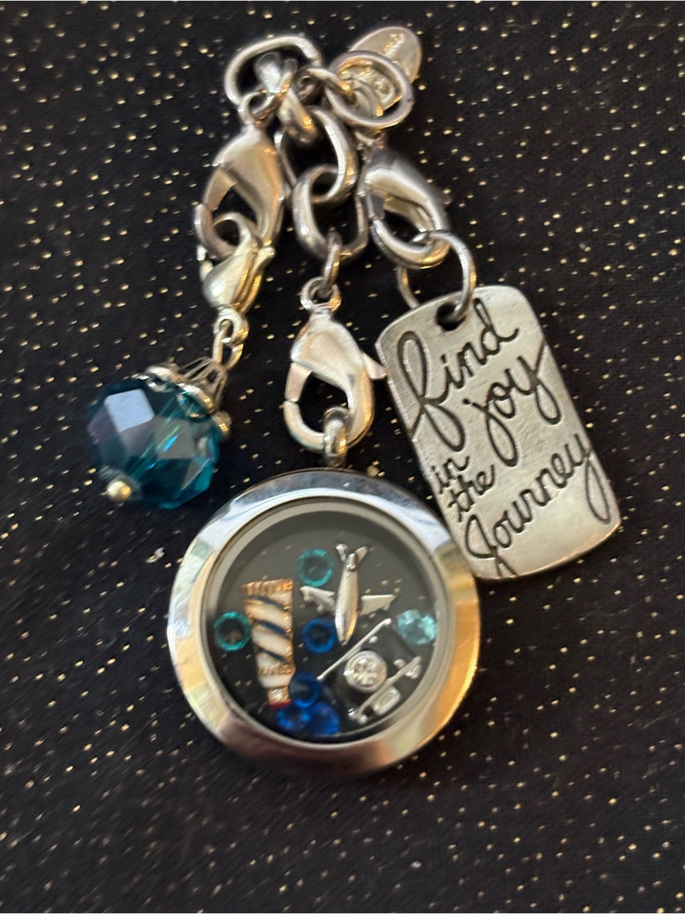 Origami Owl Travel Themed Medium Hinged Locket Set